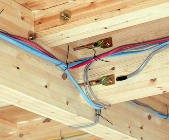 How-long-does-it-take-to-wire-a-house